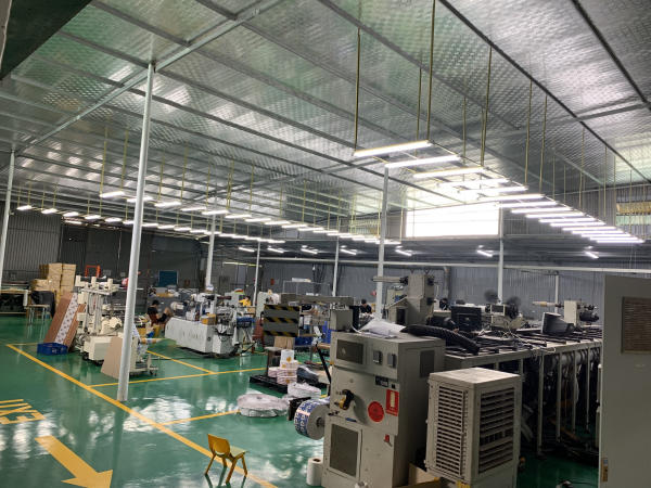 Hình ảnh xưởng sản xuất Hoàng Nam